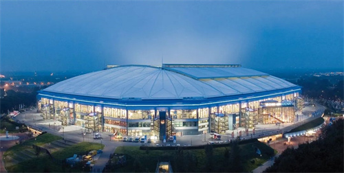 西班牙1-0意大利提早出线，卡拉菲奥里乌龙，一路来看欧洲杯球场之费尔廷斯竞技场