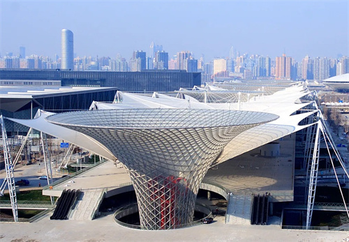 PTFE膜材的顶峰利用：上海世博会阳光谷与索膜布局融会立异